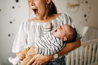 Ako zvládnuť únavu a prebdené noci