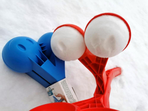 Guľovač - výrobník snehových gulí