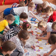 PEXI Maľovací ubrus 3 ks - Šťastný Dinosaury (Happy Dino)